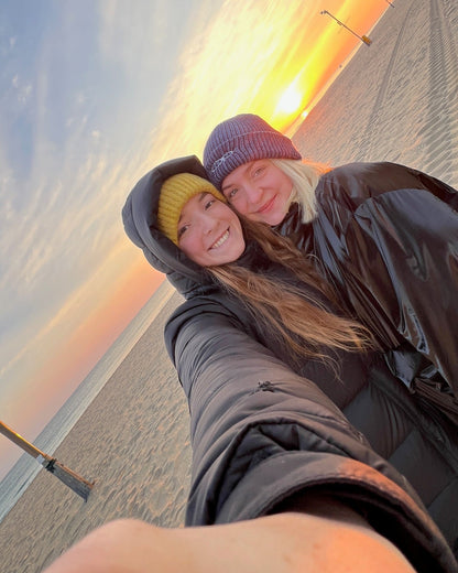 Jina_und_Anna_in_Südkorea