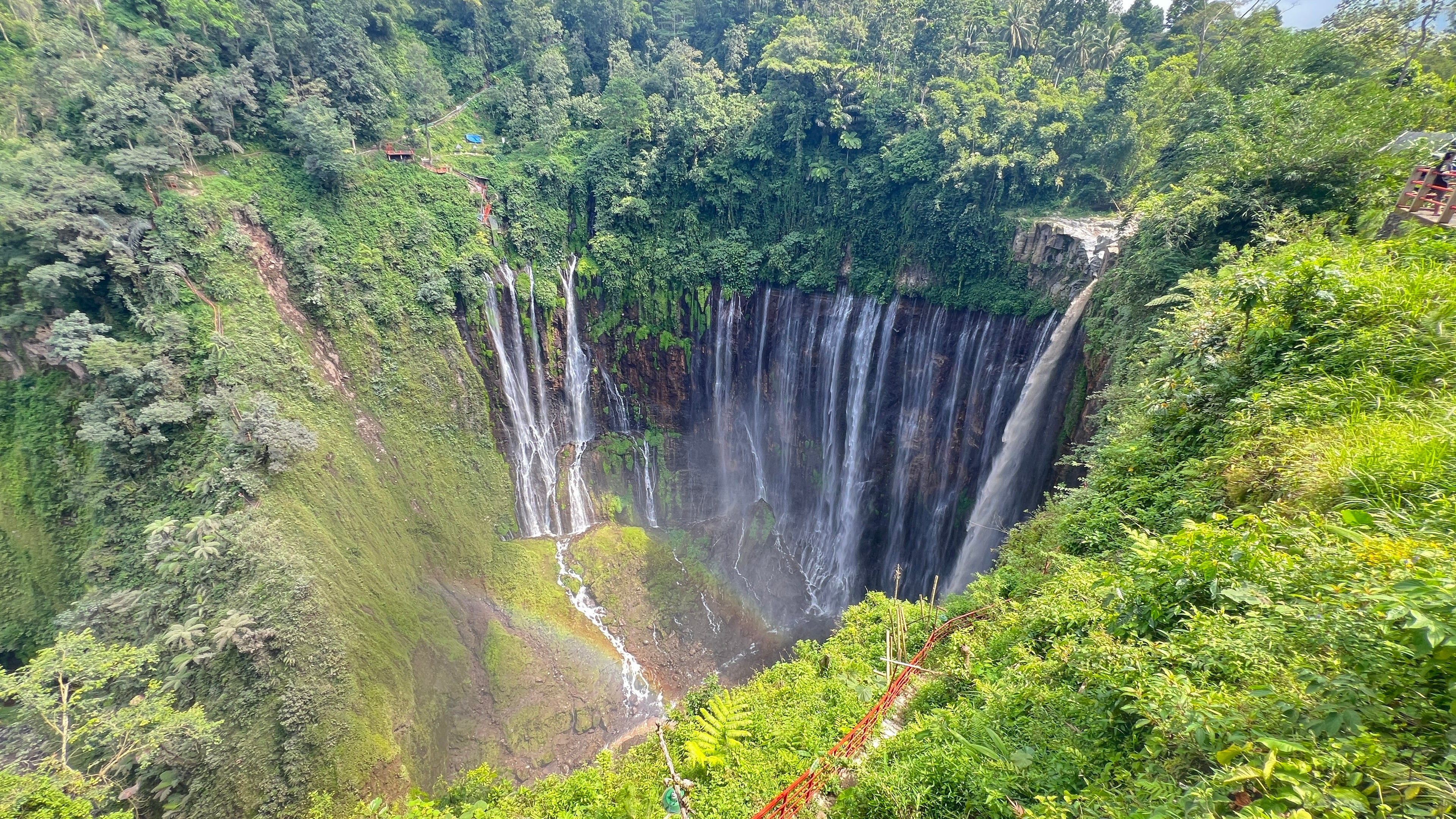 Wasserfall in Indonesien